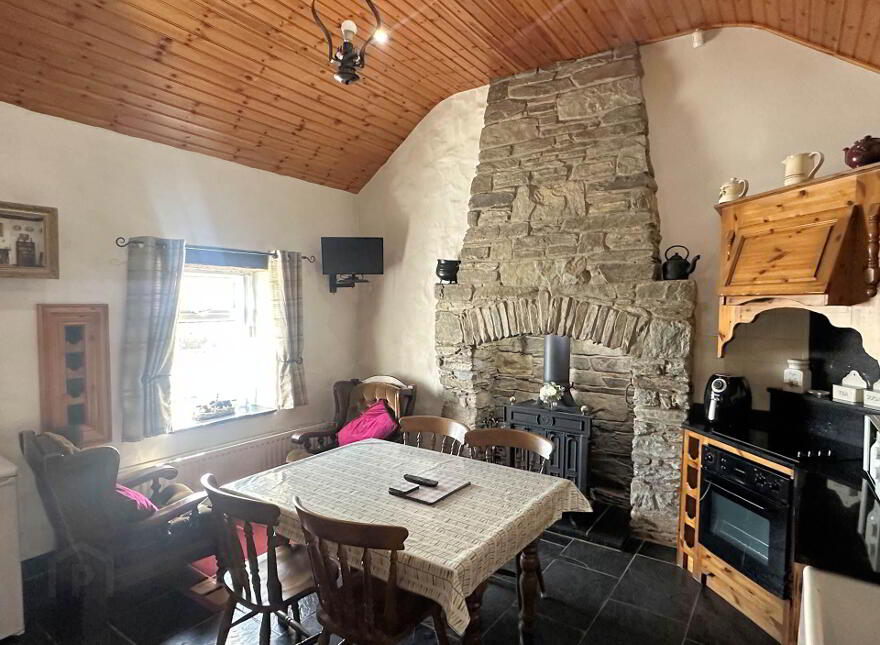 Rose Cottage, Carrowtrasna, Greencastle, F93E7P8