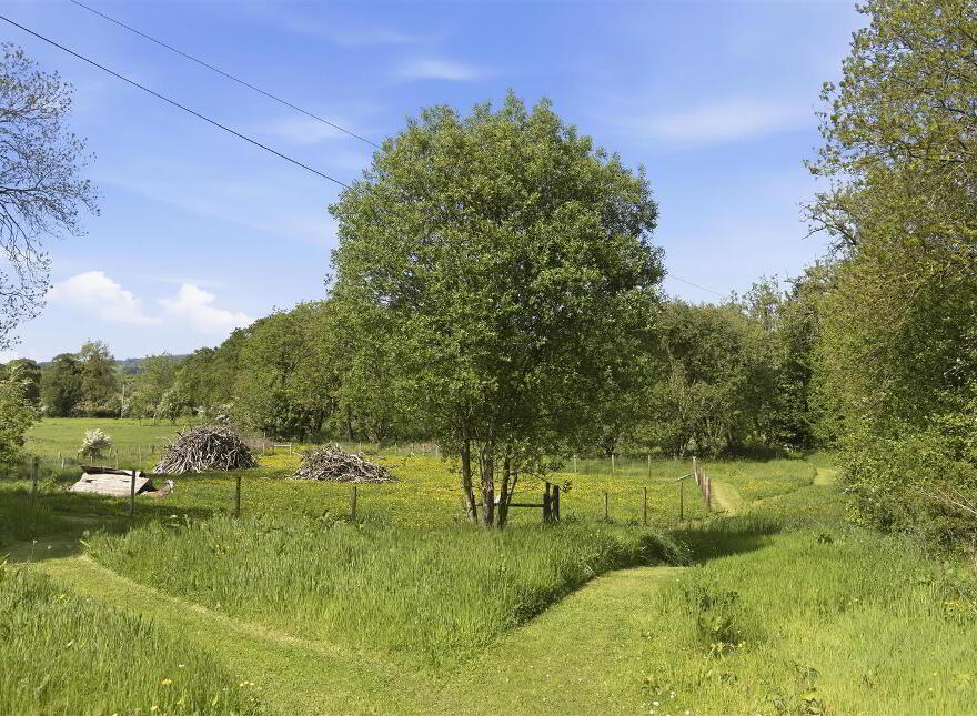 25 Caherty Road, Broughshane, BT42 4QA