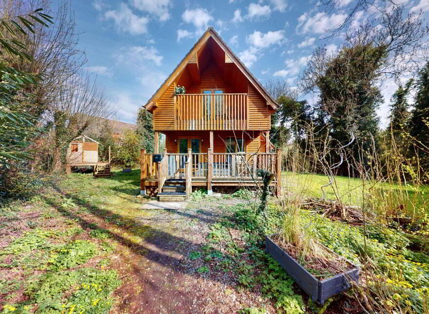 12 The Lodges, Cornadarragh, Belturbet, H14WY26