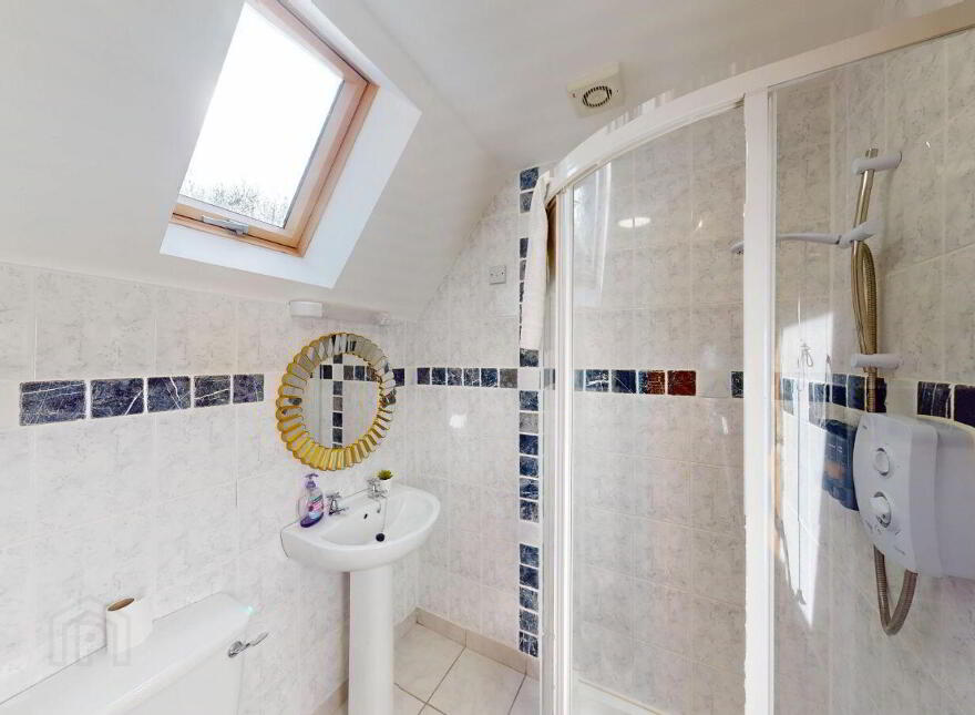 12 The Lodges, Cornadarragh, Belturbet, H14WY26