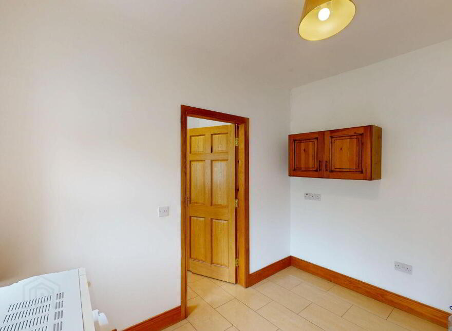 3 Naughan, Belturbet, H14Y726