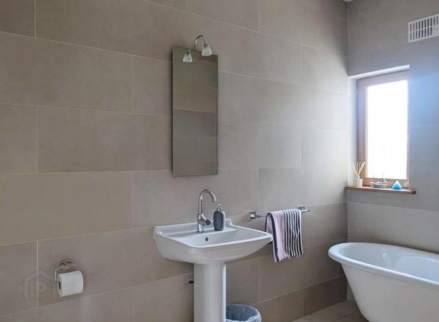 3 Stoney Fort, Keadue Lane, Cavan, H12VF61