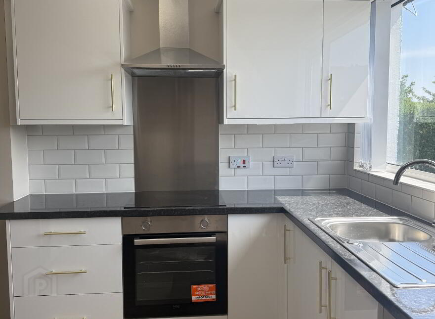 72 Scrabo Road, Newtownards, BT23 4NW