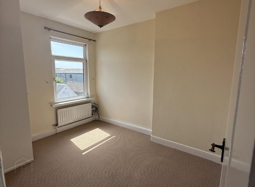 72 Scrabo Road, Newtownards, BT23 4NW
