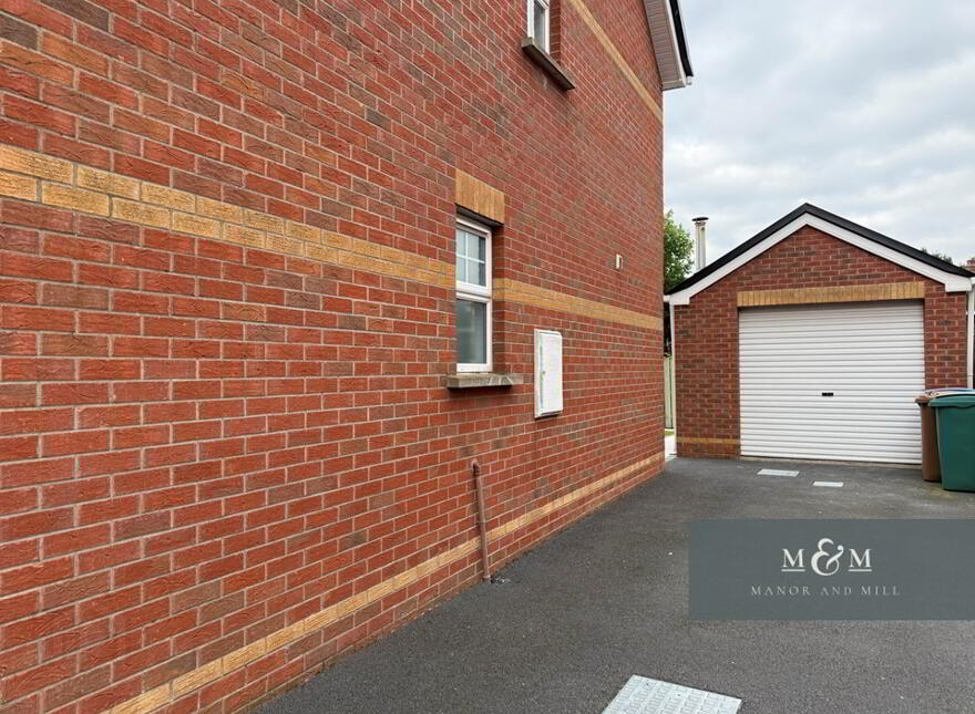 13 Wentworth Green, Portadown, BT62 3WG