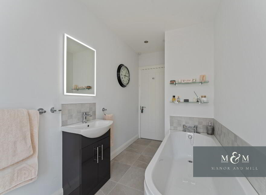 16 Dartan Hall Place, Tynan, BT60 4QH