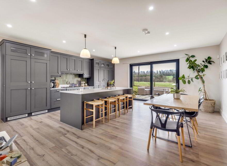 Coolnalitteragh, Cloverhill, H14KH60