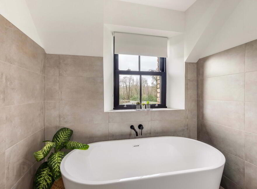 Coolnalitteragh, Cloverhill, H14KH60