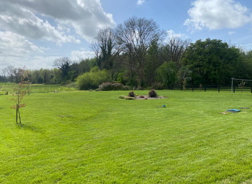 The Grove, Ballyheelan, Ballyheelan, A82N9F3
