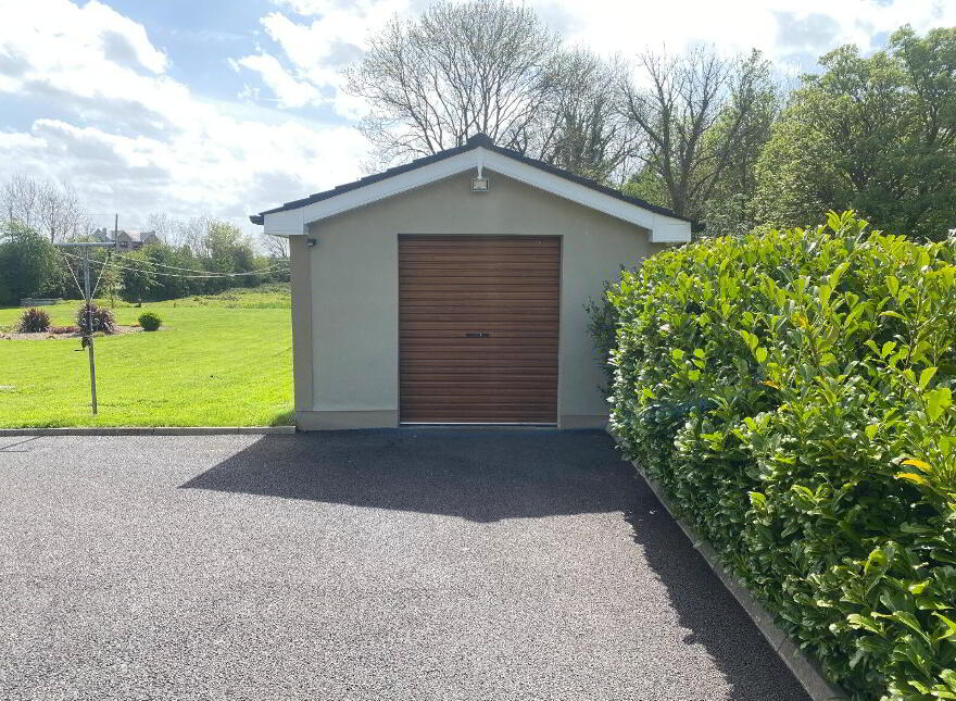 The Grove, Ballyheelan, Ballyheelan, A82N9F3