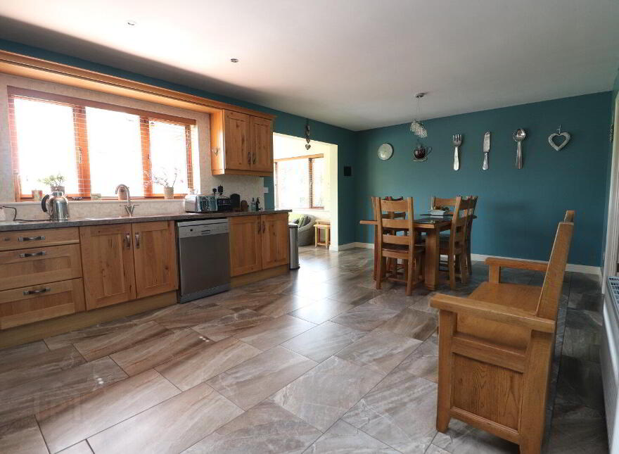 The Grove, Ballyheelan, Ballyheelan, A82N9F3