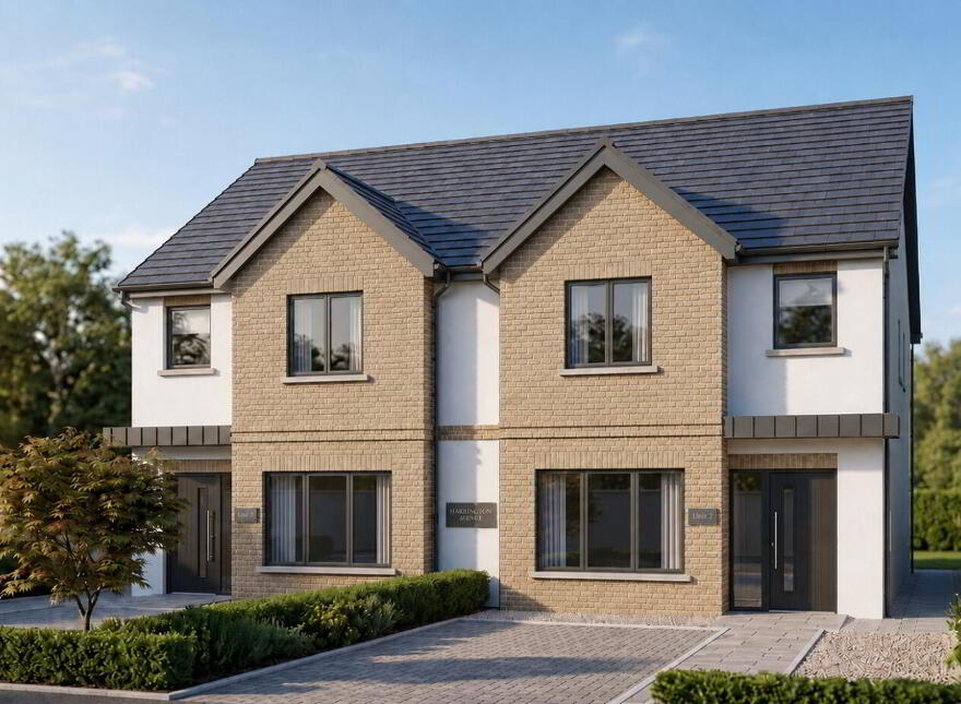 Yew Park Grove, Virginia, A82A3T9