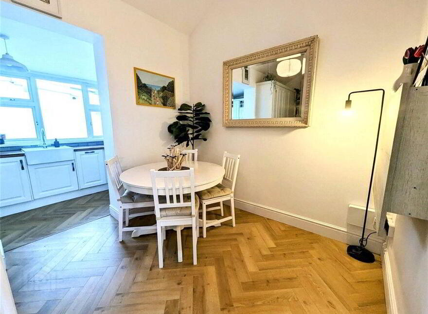 111 Rialto Cottages, South Circular Road, Rialto, Dublin, D08N2AD