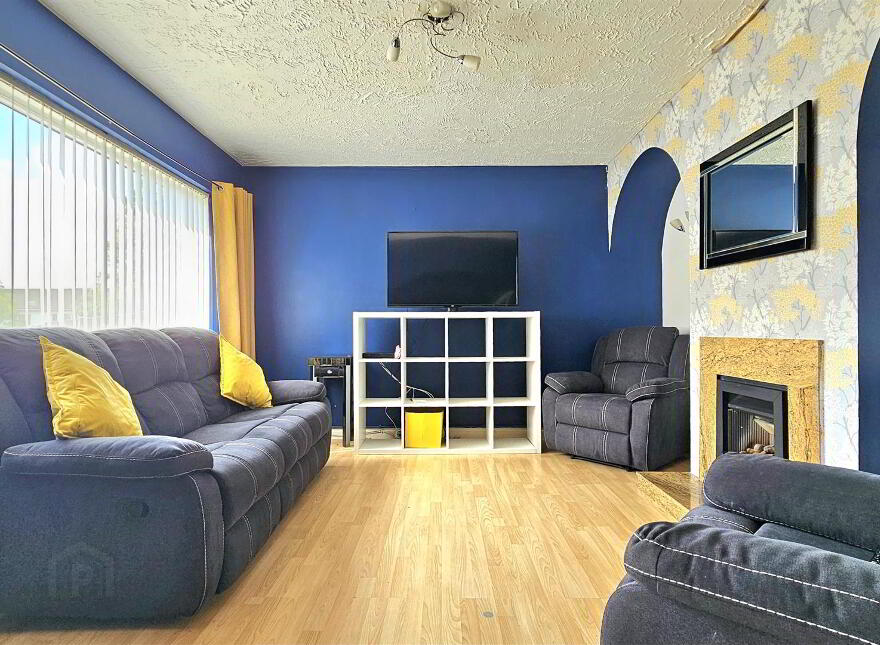 11 Blackthorn Park, Carrickfergus, BT38 8ER