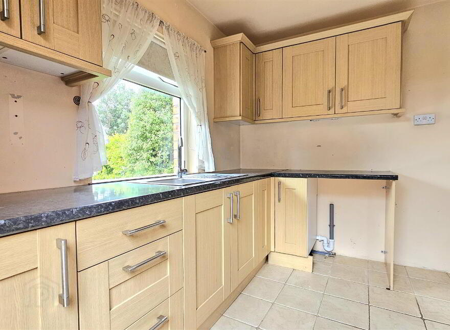 31 Upper Road, Greenisland, Carrickfergus, BT38 8RH