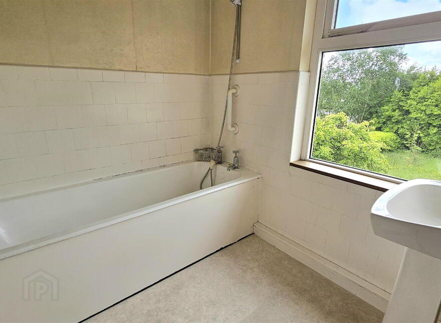 31 Upper Road, Greenisland, Carrickfergus, BT38 8RH
