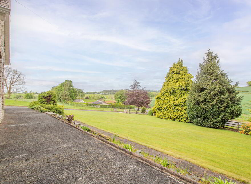 33 Drumgrass Road, Cookstown, BT80 9UZ