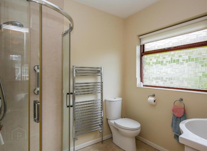 4 Blenheim Park, Saintfield Road, Carryduff, Belfast, BT8 8NN