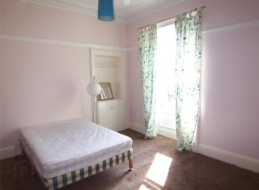 4/5 Upper Gilmore Place, Edinburgh, EH3 9NP