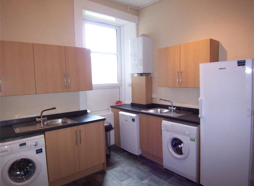 4/5 Upper Gilmore Place, Edinburgh, EH3 9NP