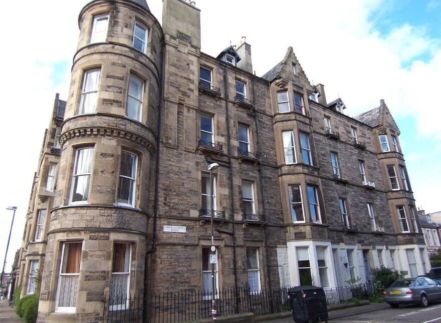 4/5 Upper Gilmore Place, Edinburgh, EH3 9NP