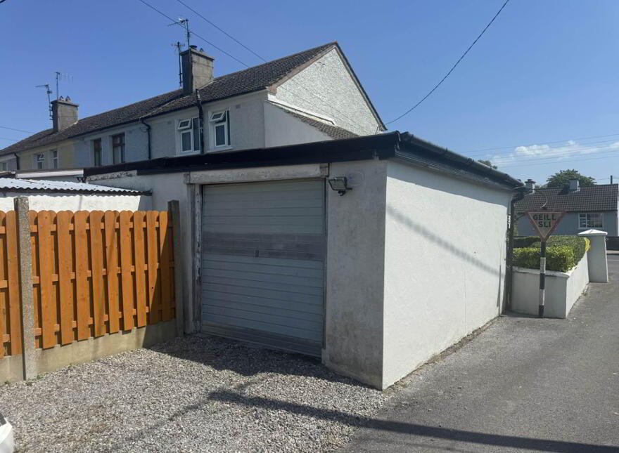 1 St Finnan`s Avenue, Ardfinnan, E91ND25