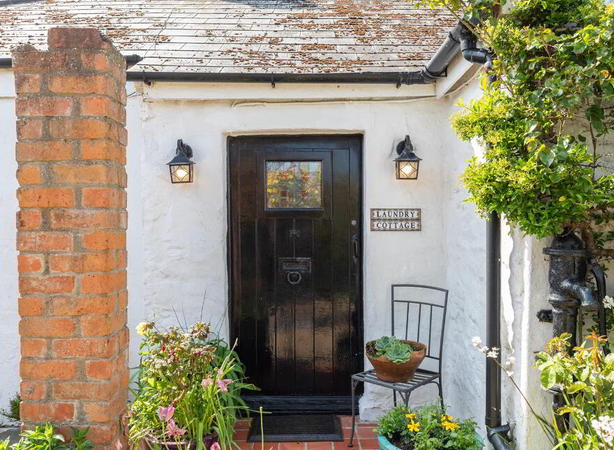 1 No. Laundry Cottages, 27 Springvale Road, Ballywalter, BT22 2RS