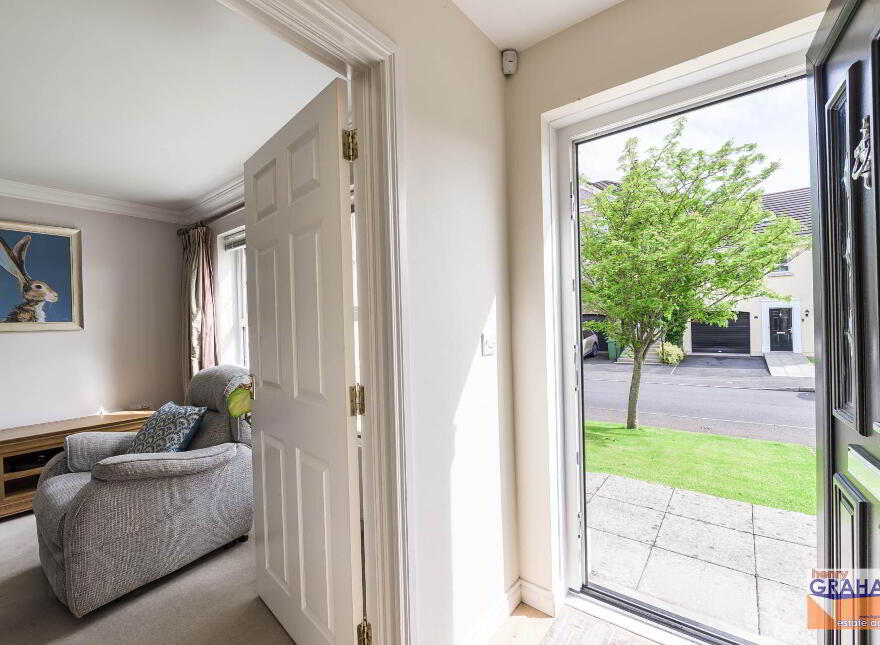 29 Berkeley Hall Court, Lisburn, BT27 5QX