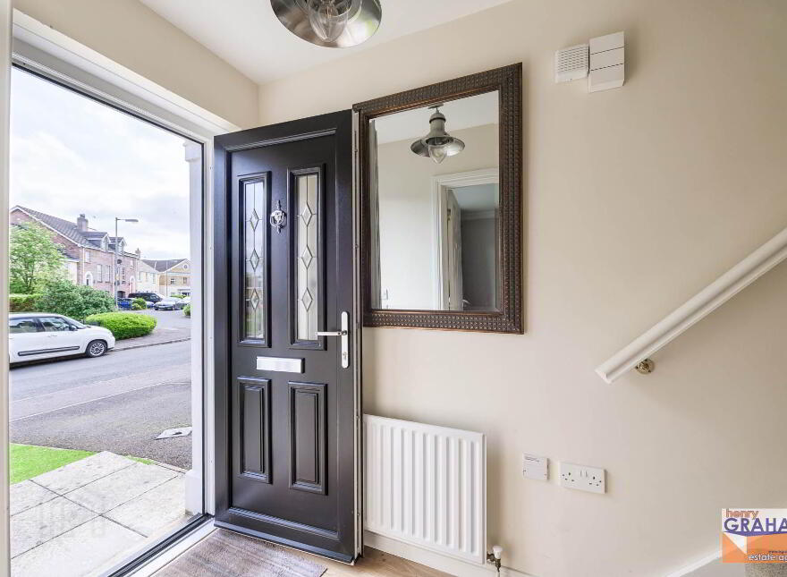 29 Berkeley Hall Court, Lisburn, BT27 5QX