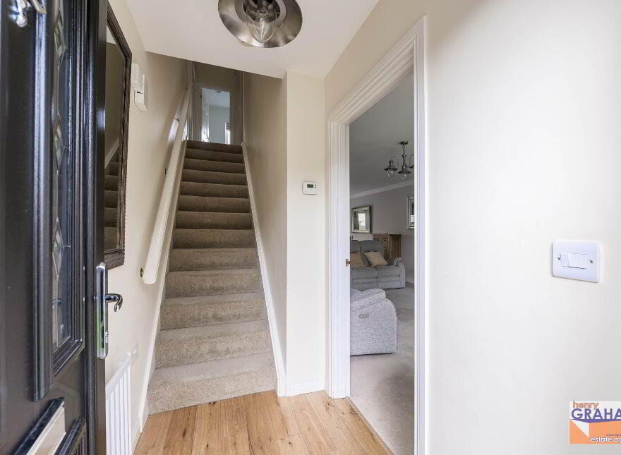 29 Berkeley Hall Court, Lisburn, BT27 5QX