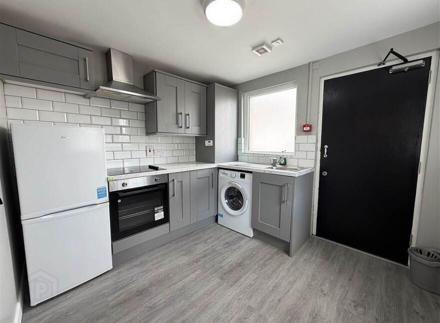 Apt 4, 341 Antrim Road, Belfast, BT15 2HF