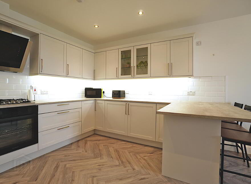 31 Blackrock Crescent, Newtownabbey, BT36 4AY