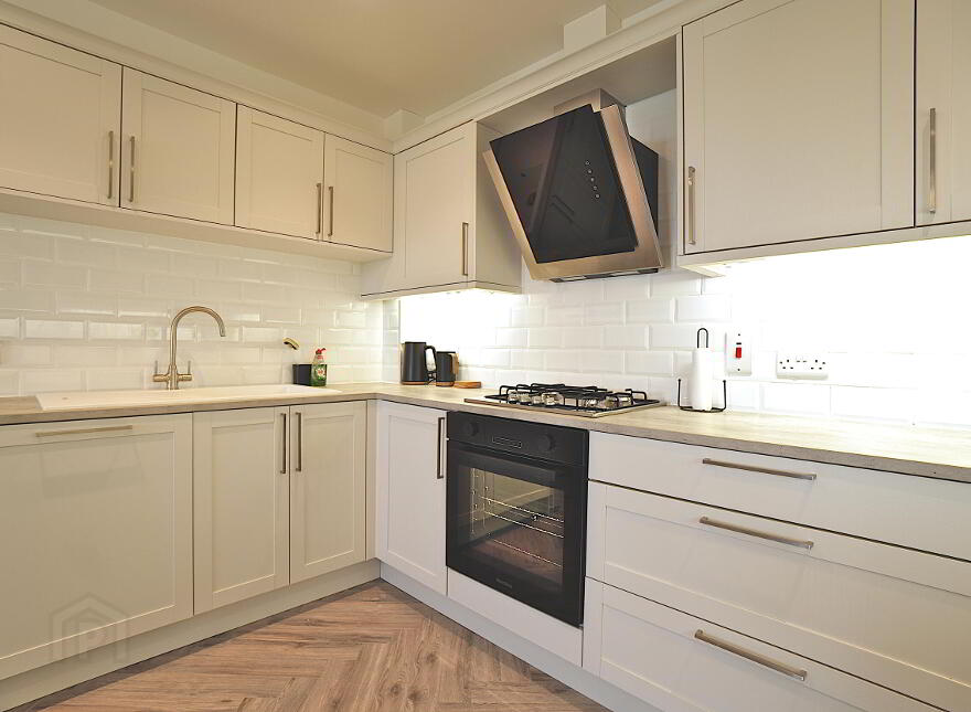 31 Blackrock Crescent, Newtownabbey, BT36 4AY