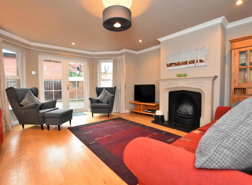 4 Wellington Park Mews, Belfast, BT9 6DA