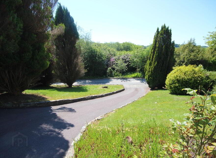 The Gully, Old Chapel, Bandon, P72W773