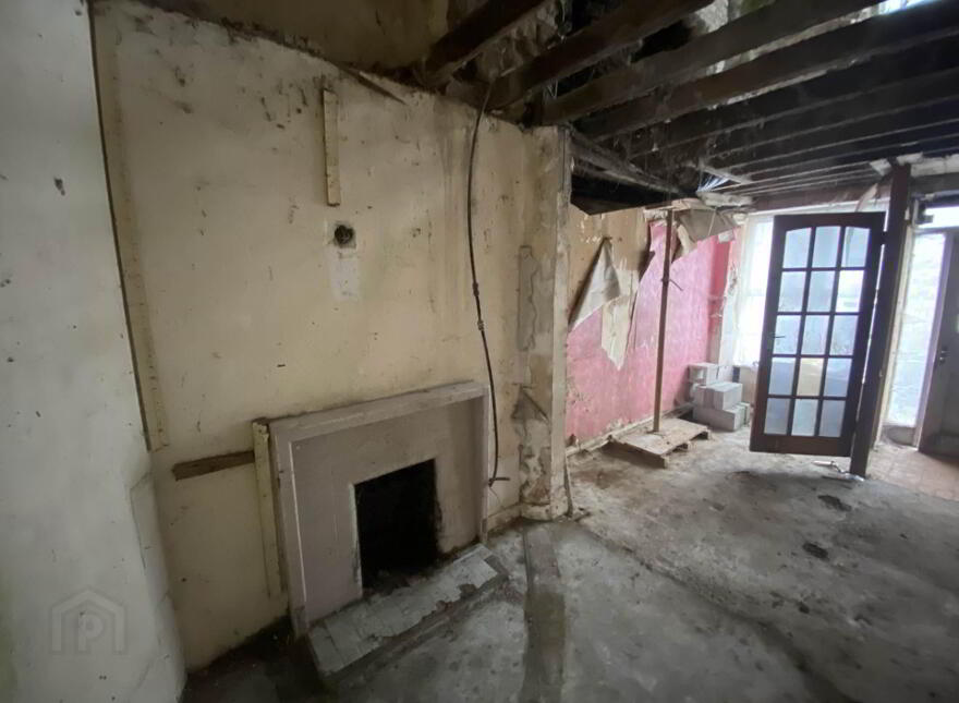 Main Street, Ballingarry, V94H6CW