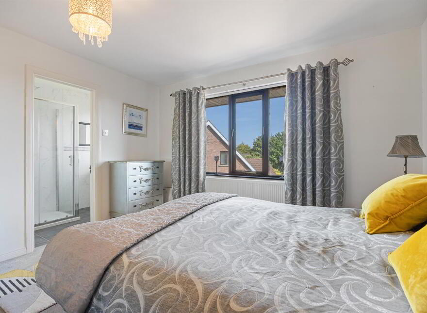 5 Cairndore Road, Newtownards, BT23 8RD