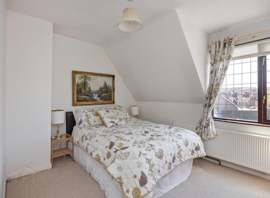 5 Cairndore Road, Newtownards, BT23 8RD