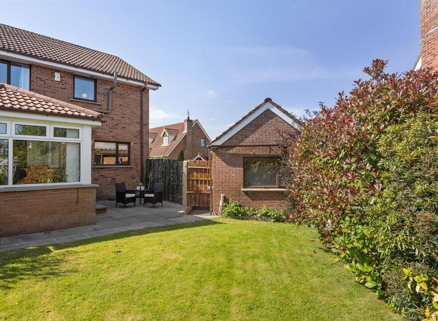 5 Cairndore Road, Newtownards, BT23 8RD