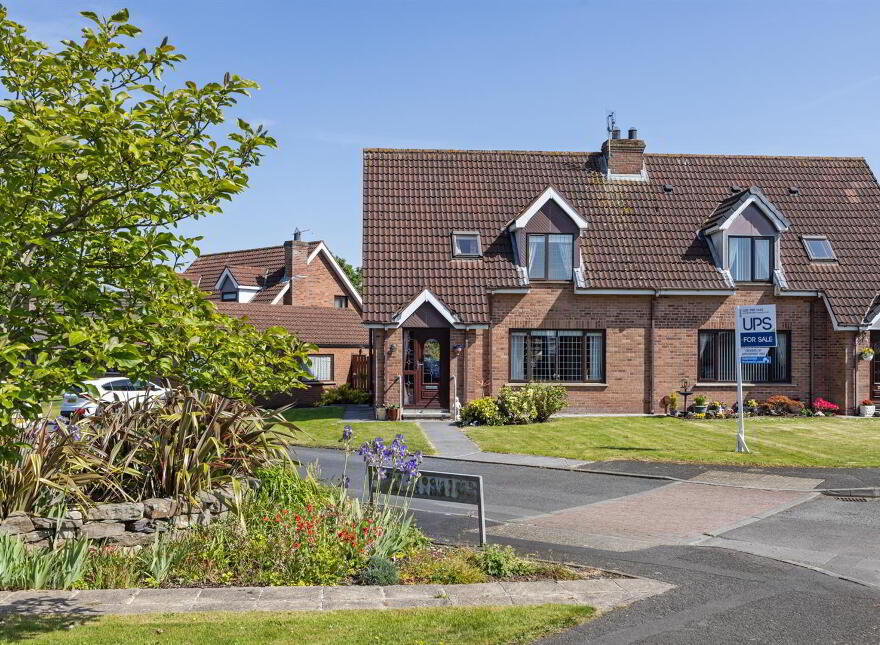 5 Cairndore Road, Newtownards, BT23 8RD