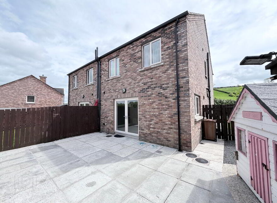 6 Greenan Grove, Loughbrickland, Banbridge, BT32 3FS