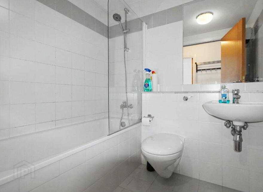 Apt 52 The Gallan, Granitefield Manor, Rochestown Avenue, Glenageary, A96H925