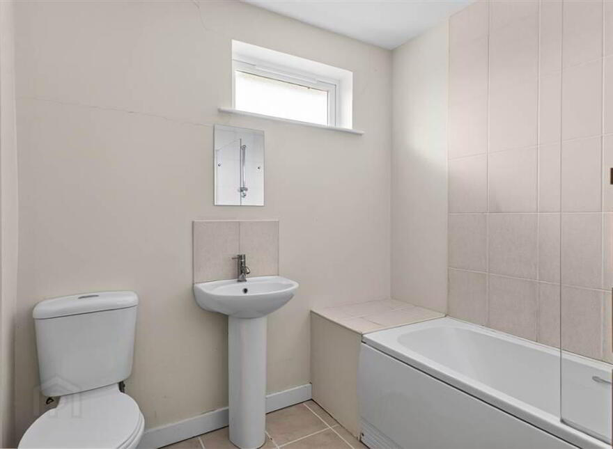 Apt 8 Merrion Hall, 71-73 Ulsterville Avenue, Off Ulsterville Avenue, Belfast, BT9 7AT