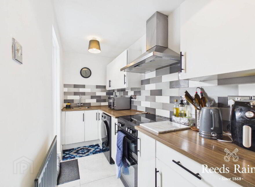 3 Portallo Street, Belfast, BT6 9BE