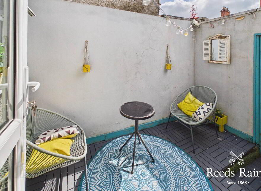 3 Portallo Street, Belfast, BT6 9BE