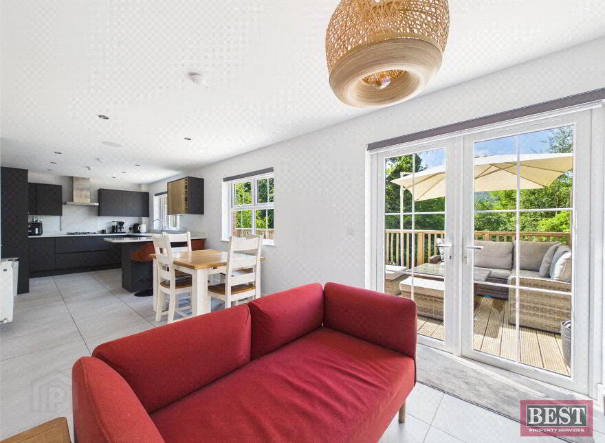 23E Forest Hills, Newry, BT34 2FL
