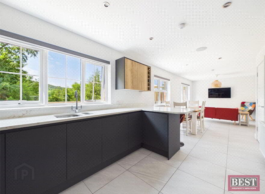 23E Forest Hills, Newry, BT34 2FL