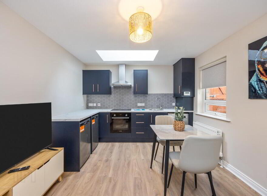 Apt 2, 27 Camden Street, Belfast, BT9 6AT
