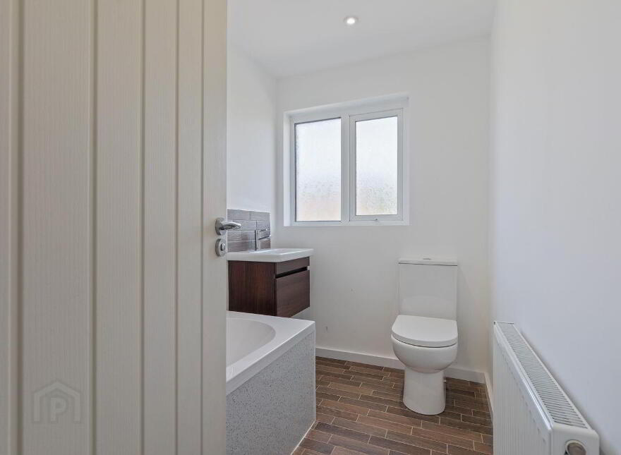 25 Skipperstone Road, Bangor, BT20 4ES