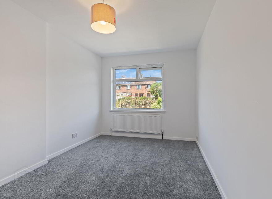 25 Skipperstone Road, Bangor, BT20 4ES